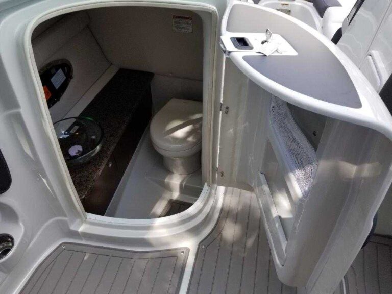 2021 Crownline E285 - Arch - Grill US-KIS86794F021 [photo 33]